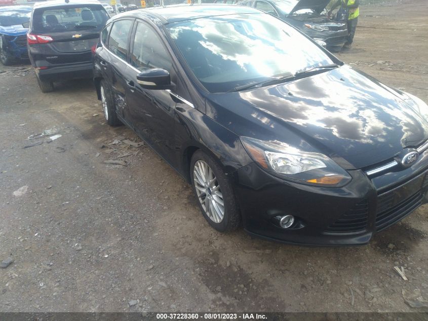 2014 FORD FOCUS TITANIUM - 1FADP3N24EL463196