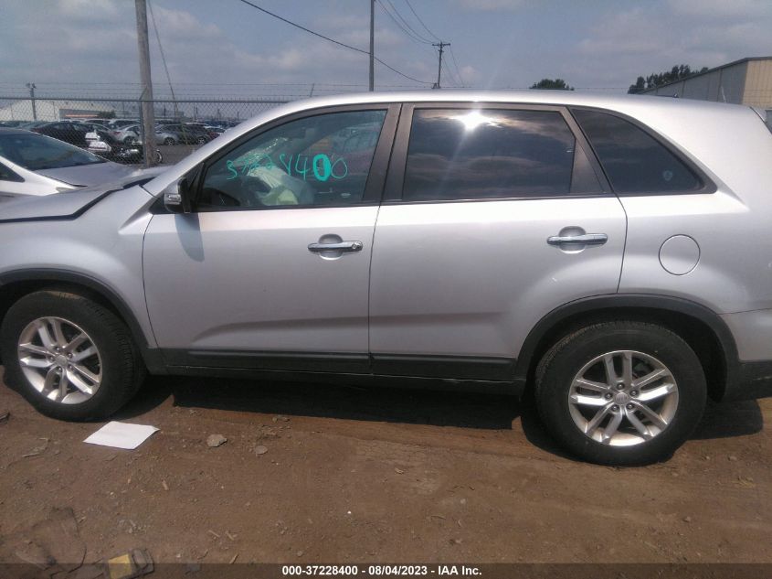 2014 KIA SORENTO LX - 5XYKT3A62EG426150