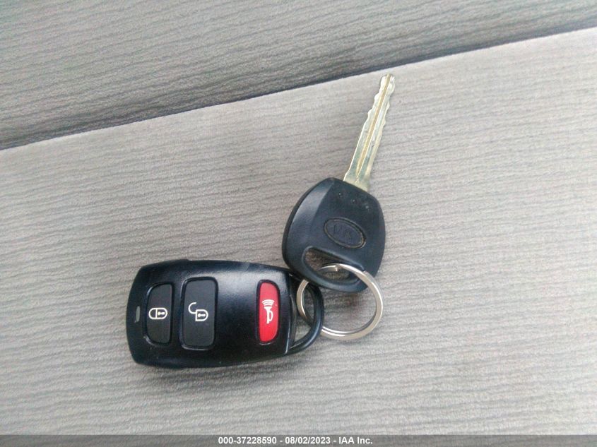 2014 KIA SEDONA LX - KNDMG4C70E6554513