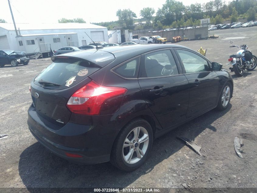 2014 FORD FOCUS SE - 1FADP3K28EL322152