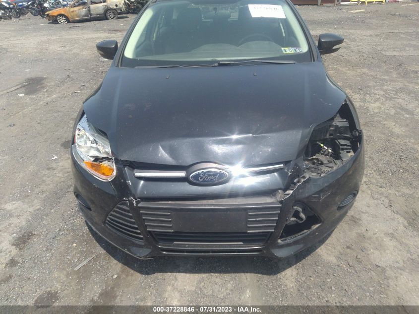 2014 FORD FOCUS SE - 1FADP3K28EL322152