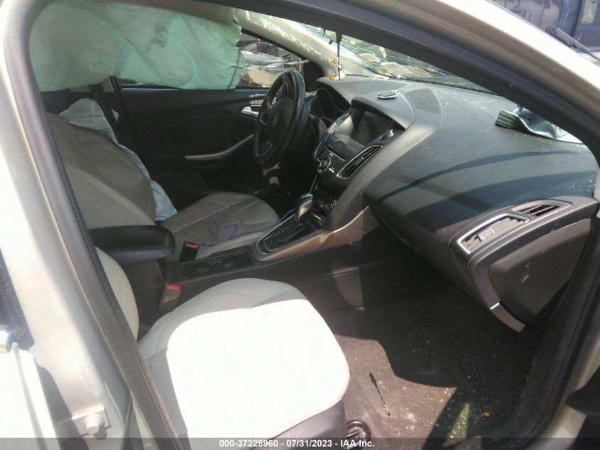 2015 FORD FOCUS TITANIUM - 1FADP3J22FL321436
