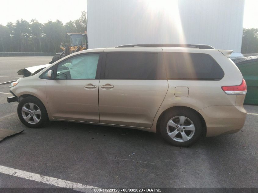 2013 TOYOTA SIENNA LE - 5TDKK3DC9DS314029