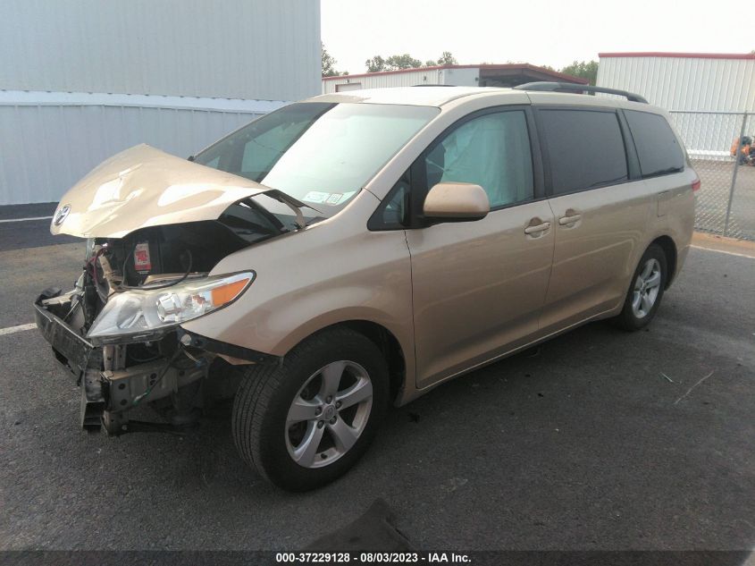 2013 TOYOTA SIENNA LE - 5TDKK3DC9DS314029