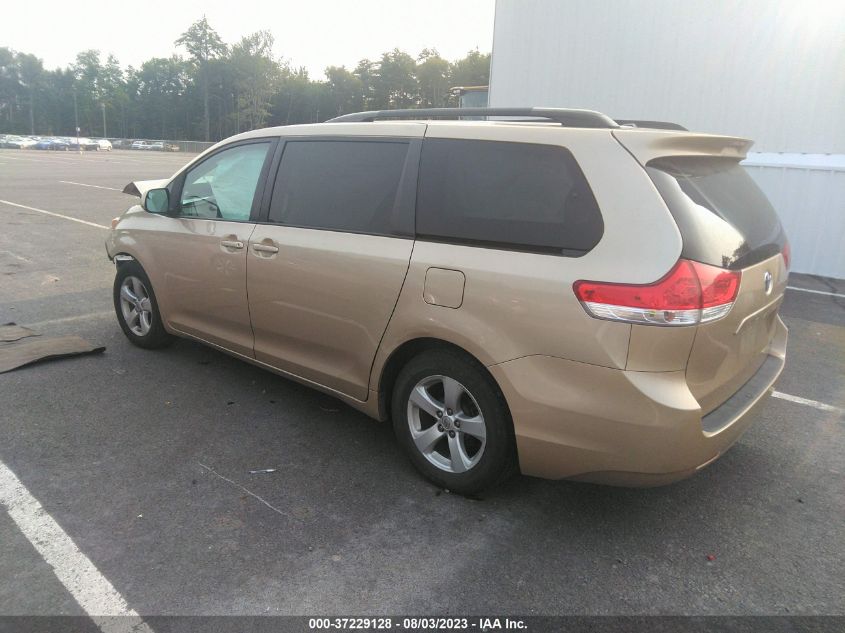 2013 TOYOTA SIENNA LE - 5TDKK3DC9DS314029