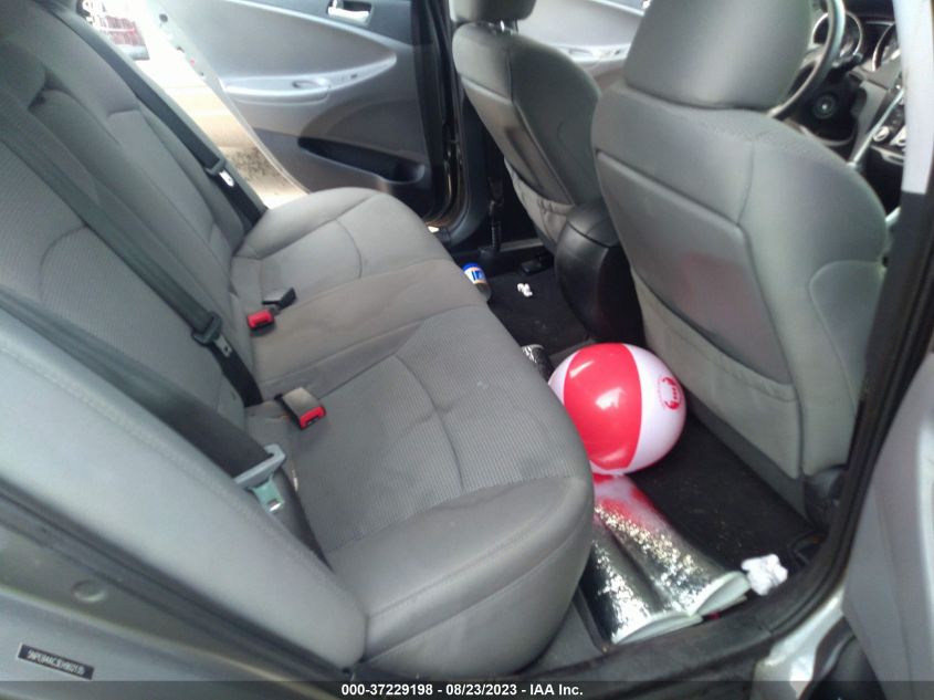 2014 HYUNDAI SONATA GLS - 5NPEB4AC3EH902135