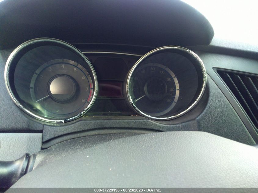 2014 HYUNDAI SONATA GLS - 5NPEB4AC3EH902135
