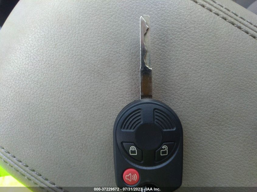 2013 FORD ESCAPE SE - 1FMCU9G90DUD92823