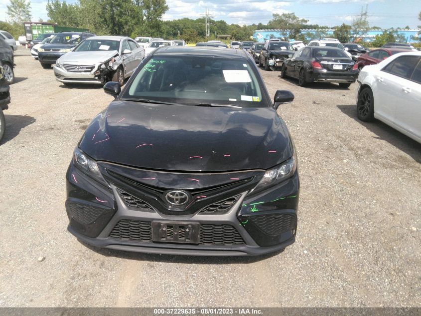 2022 TOYOTA CAMRY SE - 4T1G11BK6NU048338