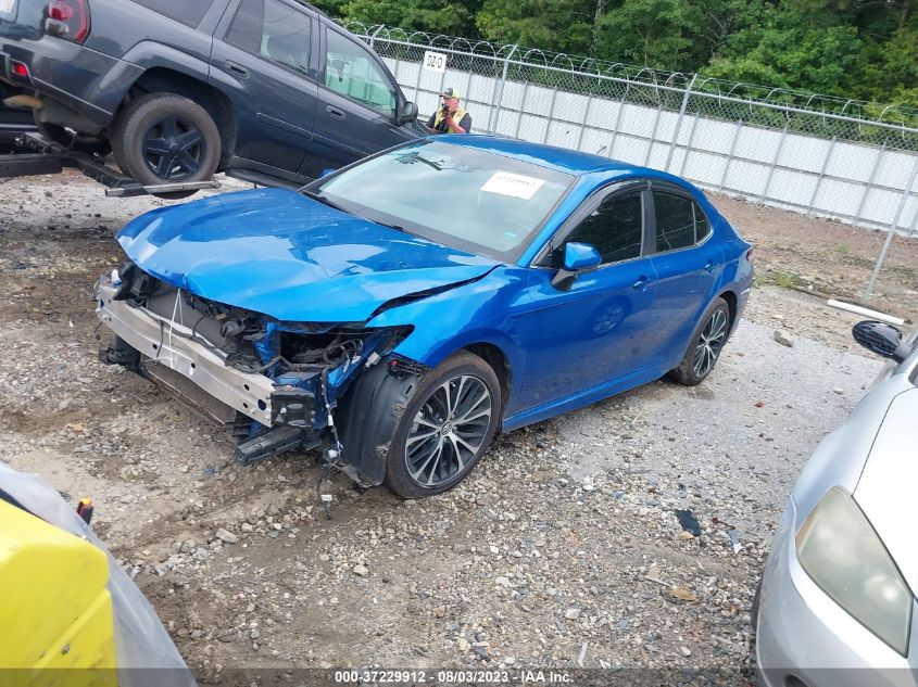 2018 TOYOTA CAMRY L/LE/XLE/SE/XSE - 4T1B11HK6JU086051