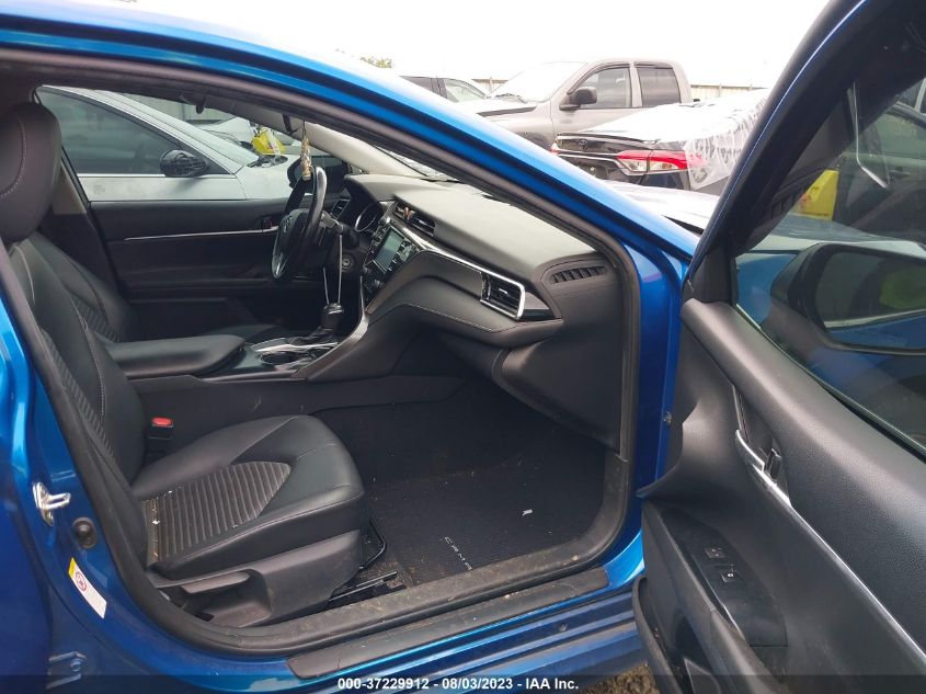 2018 TOYOTA CAMRY L/LE/XLE/SE/XSE - 4T1B11HK6JU086051