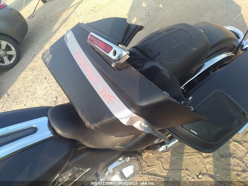 2013 HARLEY-DAVIDSON FLHX STREET GLIDE - 1HD1KBM16DB614119