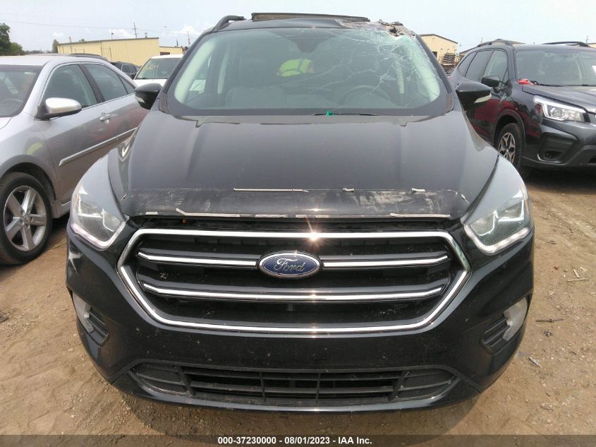 2017 FORD ESCAPE TITANIUM - 1FMCU9J93HUE99220