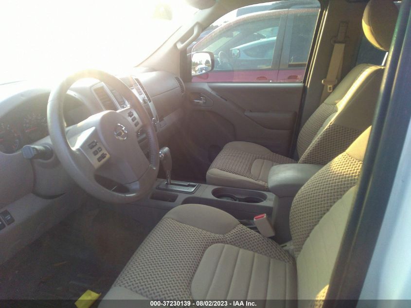 2017 NISSAN FRONTIER SV/PRO-4X - 1N6AD0CWXHN724279