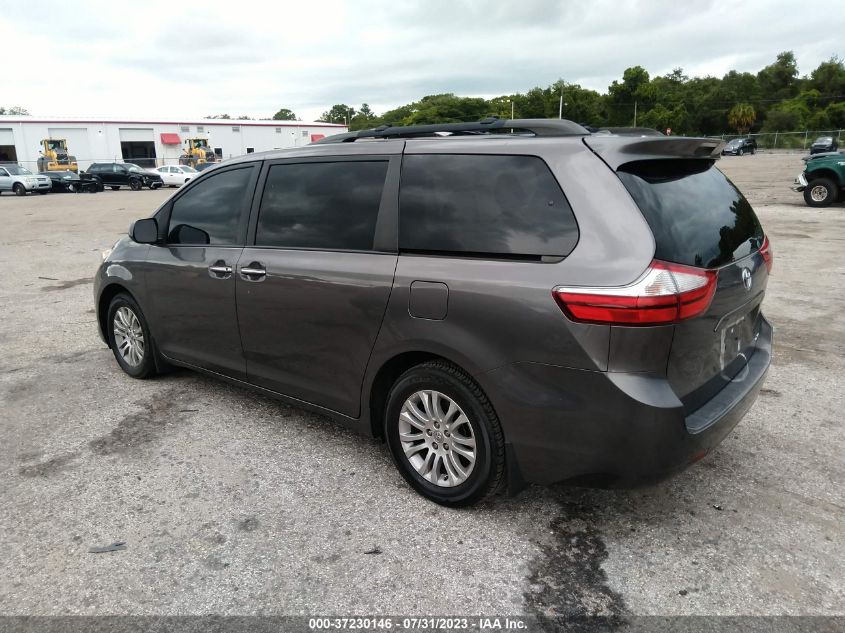 5TDYZ3DC6HS773725 2017 TOYOTA SIENNA, photo no. 3