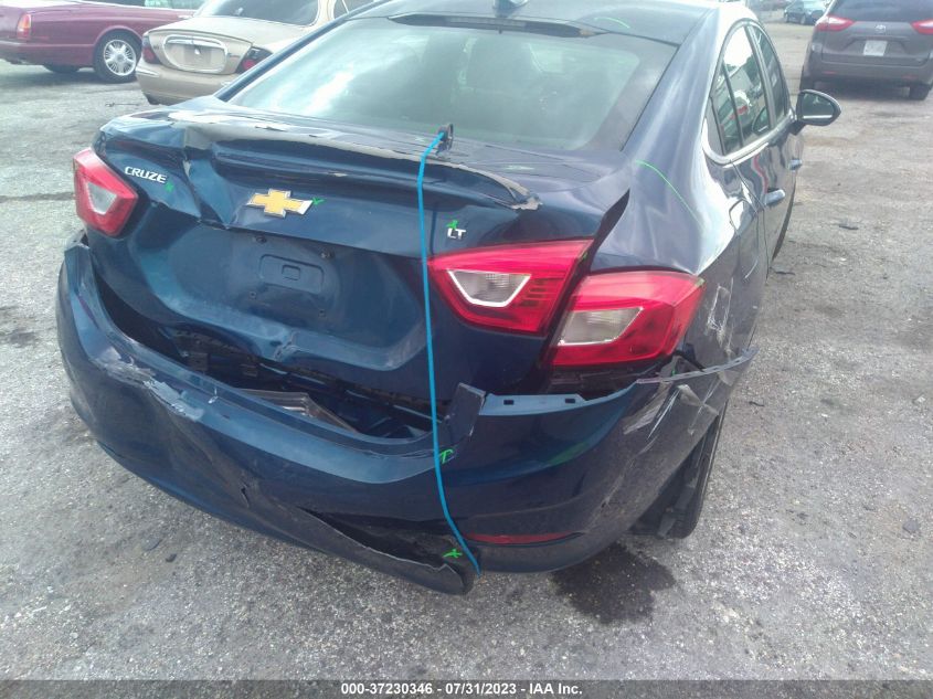 2019 CHEVROLET CRUZE LT - 1G1BE5SM8K7119487
