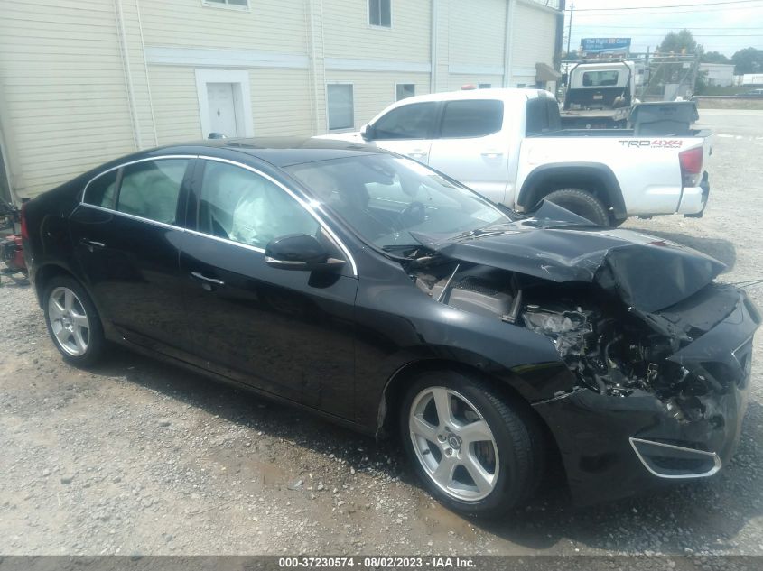 2013 VOLVO S60 T5 - YV1612FS6D1218031