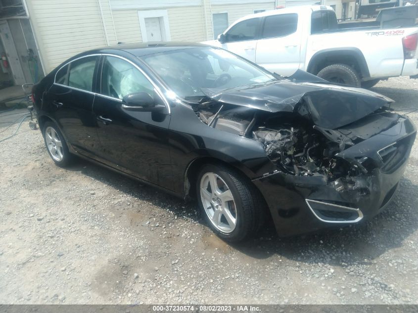 2013 VOLVO S60 T5 - YV1612FS6D1218031
