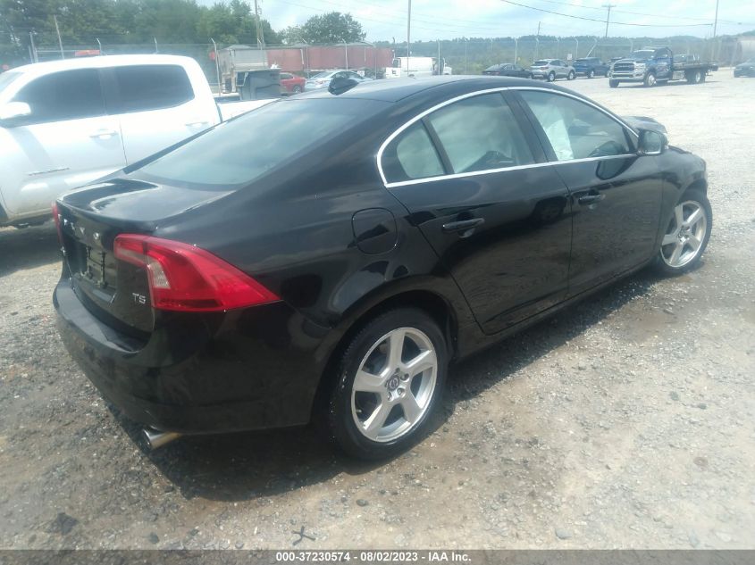 2013 VOLVO S60 T5 - YV1612FS6D1218031