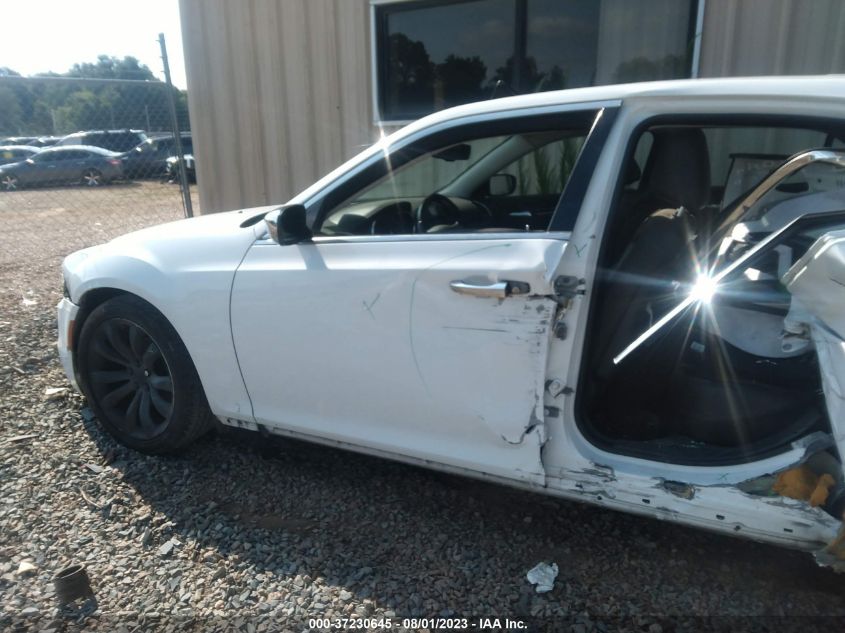 2C3CCAEG3KH564714 Chrysler 300 LIMITED 14