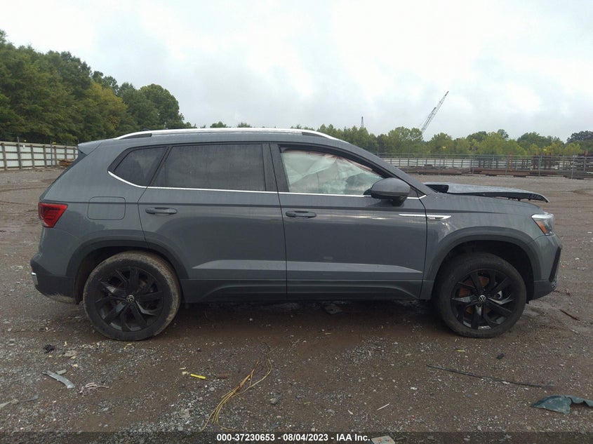 VIN 3VVLX7B28NM045063 2022 VOLKSWAGEN TAOS SE