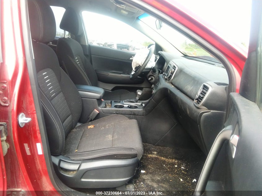 VIN KNDPMCAC8H7116255 2017 KIA SPORTAGE LX