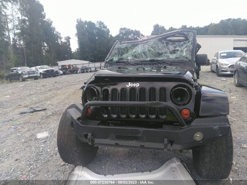2013 JEEP WRANGLER UNLIMITED SAHARA - 1C4HJWEG2DL556761