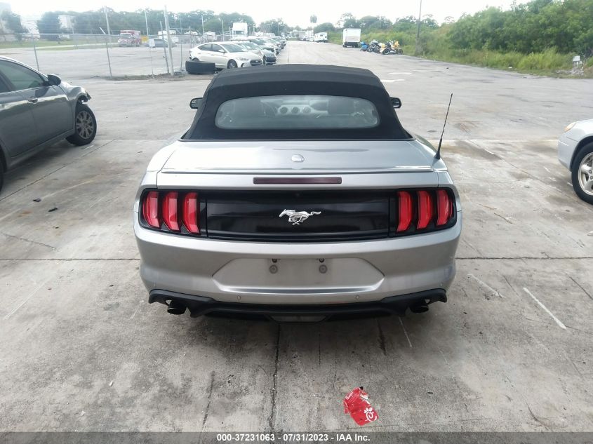 1FATP8UH1L5147383 Ford Mustang  16