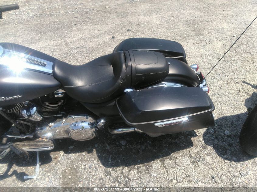 2020 HARLEY-DAVIDSON FLHX - 1HD1KBC15LB647189
