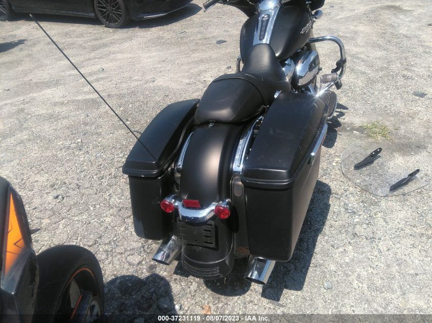 2020 HARLEY-DAVIDSON FLHX - 1HD1KBC15LB647189