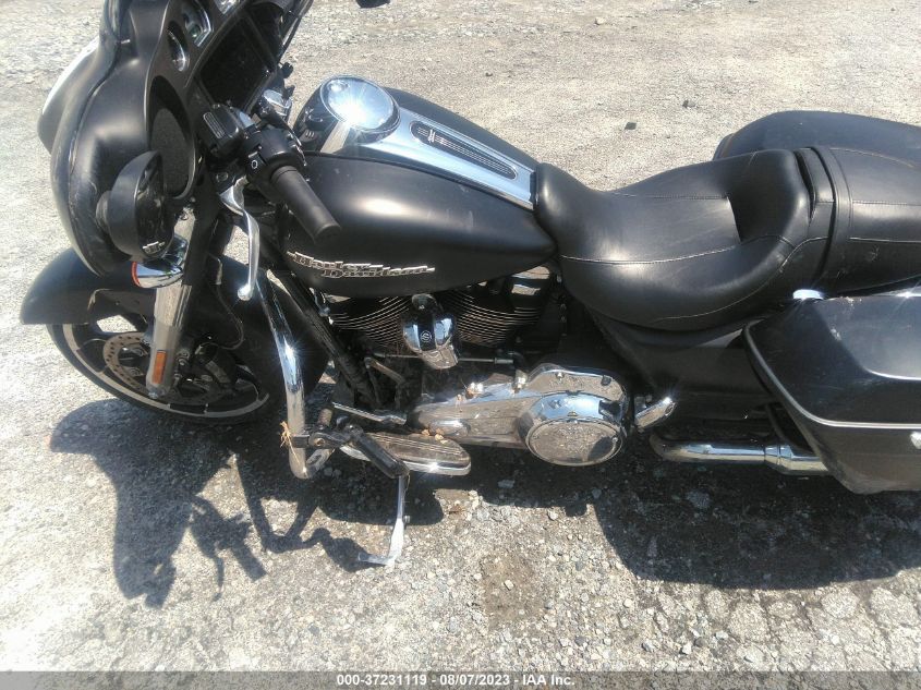 2020 HARLEY-DAVIDSON FLHX - 1HD1KBC15LB647189