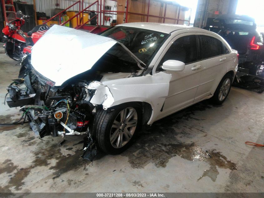 2013 CHRYSLER 200 TOURING - 1C3CCBBBXDN665998