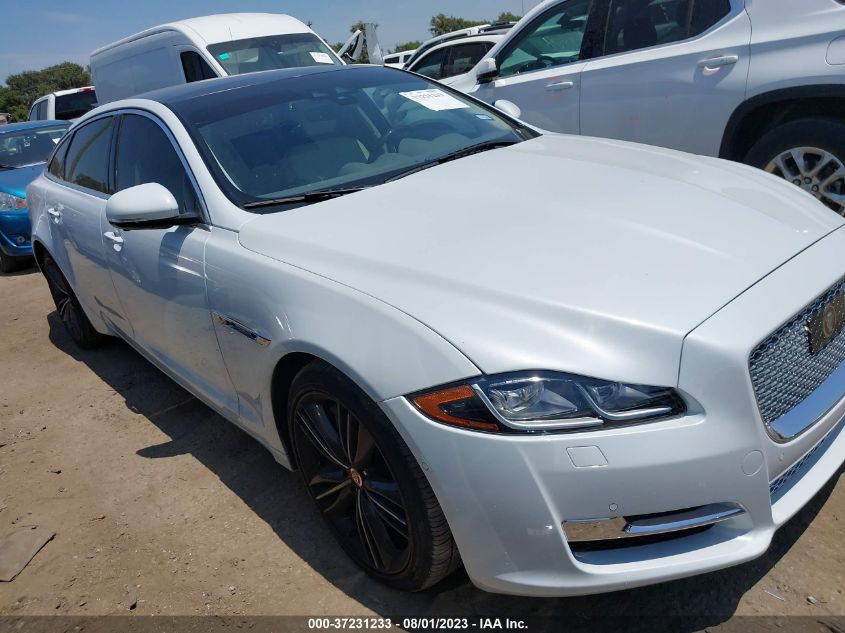 VIN SAJWA2GE7KMW22256 Jaguar XJ XJL SUPERCHARGED 2019 13