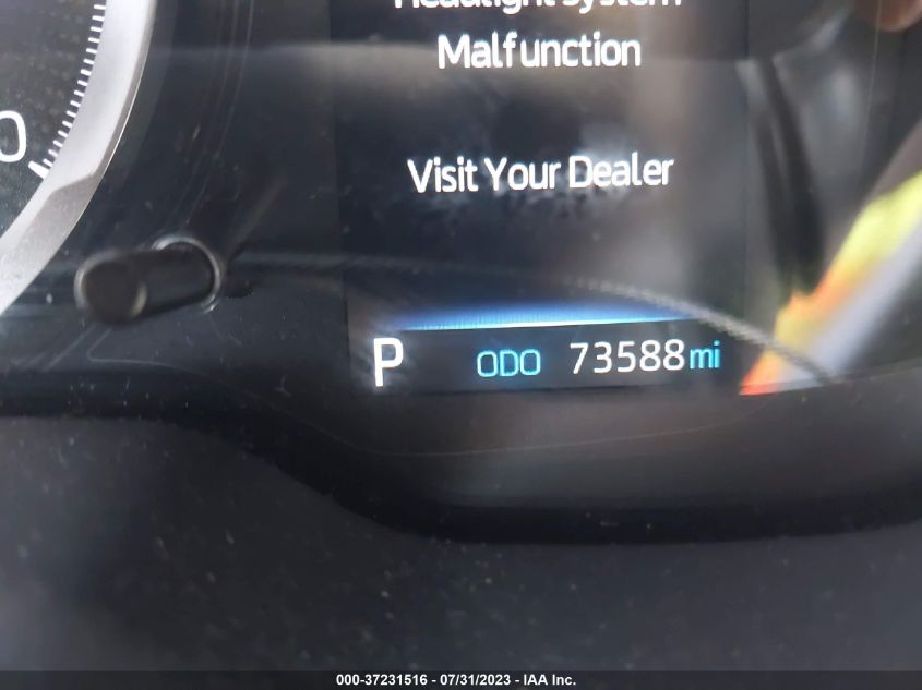 2020 TOYOTA COROLLA LE - JTDEPRAE5LJ037625