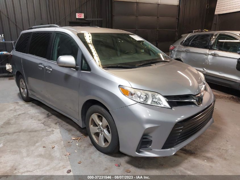 2018 TOYOTA SIENNA LE - 5TDKZ3DC5JS904915