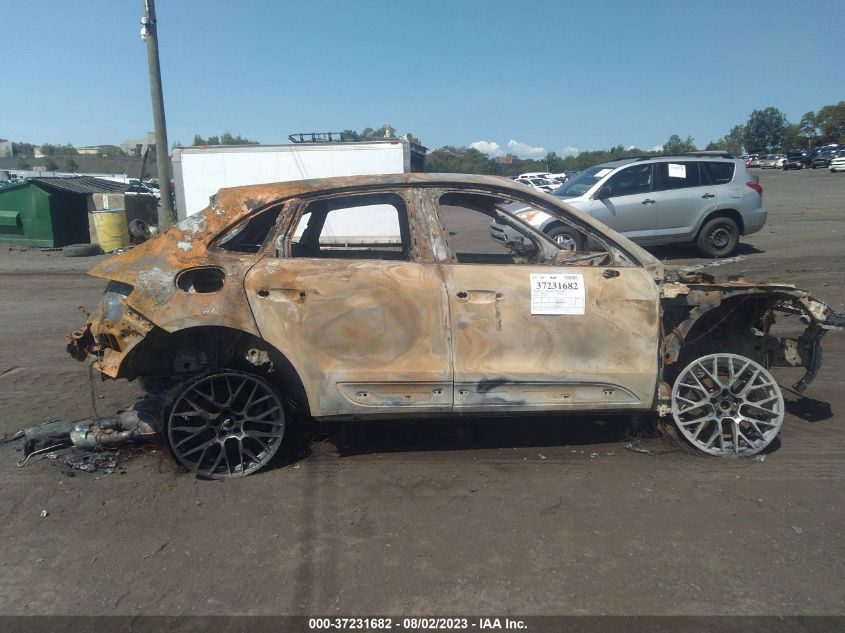 2018 PORSCHE MACAN - WP1AA2A51JLB14238