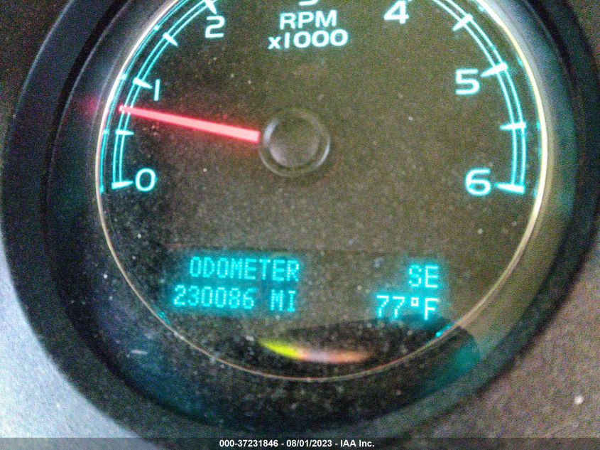 2014 CHEVROLET SUBURBAN 1500 LT 1GNSKJE70ER170318