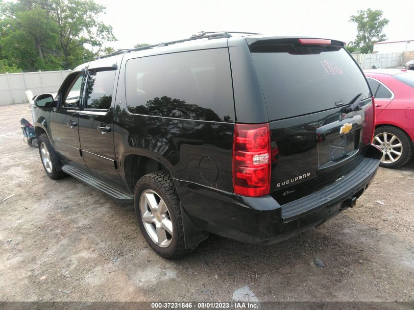 2014 CHEVROLET SUBURBAN 1500 LT 1GNSKJE70ER170318