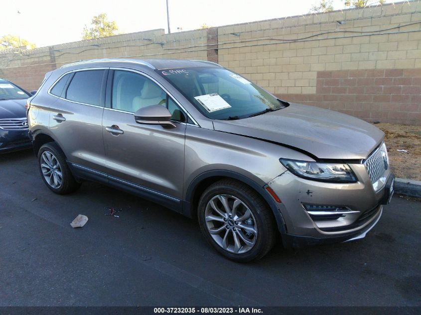 2019 LINCOLN MKC SELECT - 5LMCJ2C99KUL08546