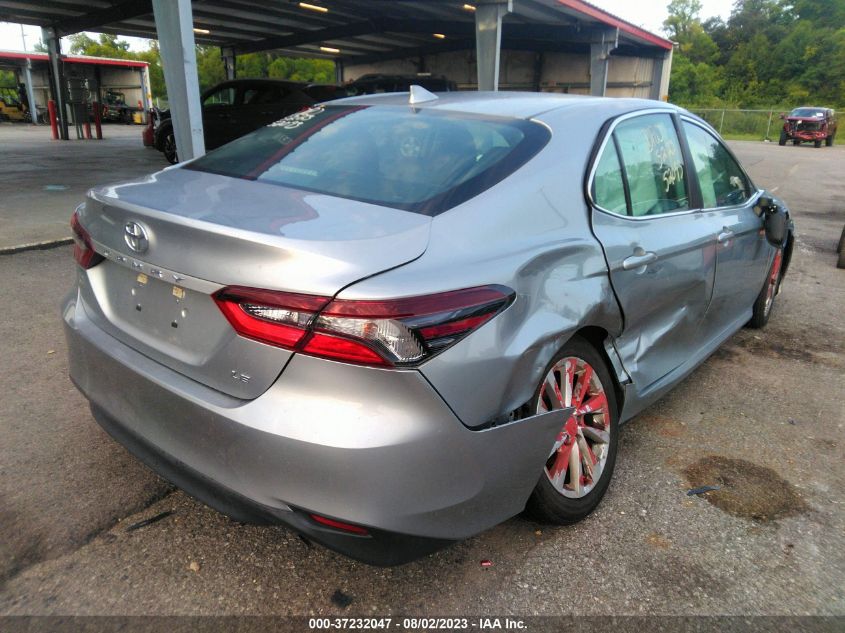 4T1C11AK8NU634622 Toyota Camry LE 4