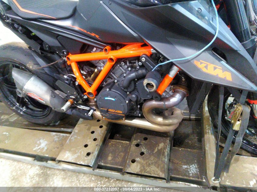 2020 KTM 1290 SUPER DUKE R VBKV39402LM925757