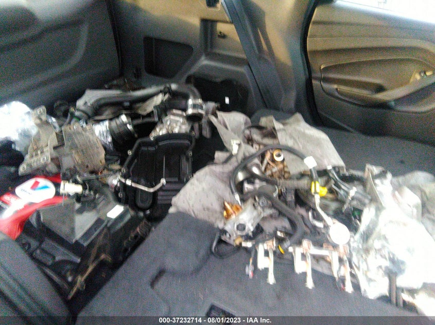 VIN 1FMCU0GD0JUB75364 2018 FORD ESCAPE SE