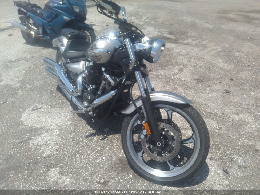 2009 YAMAHA XV1900 CU - JYAVP27E69A010579