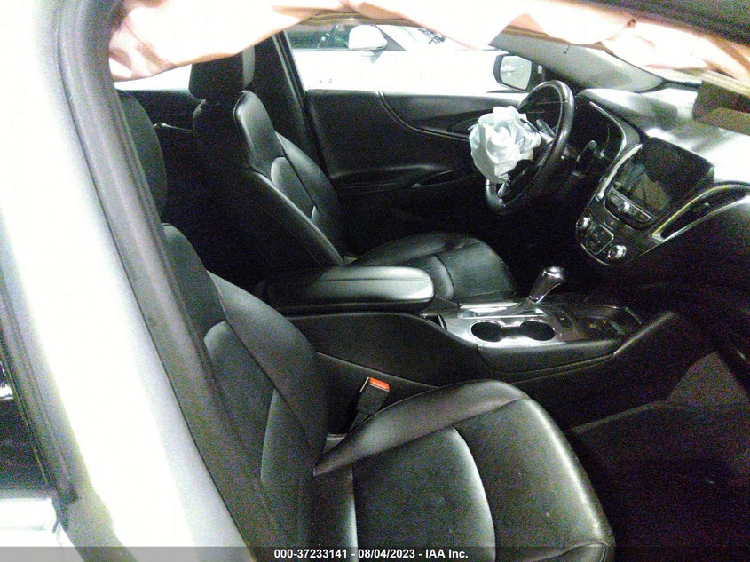 VIN 1G1ZD5ST3JF225522 2018 CHEVROLET MALIBU LT