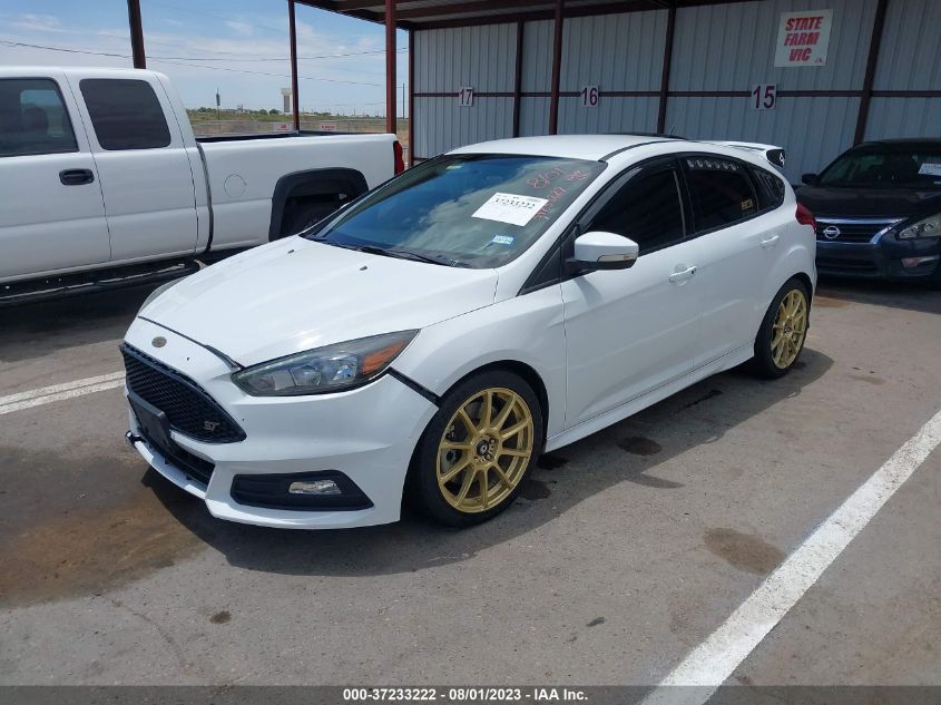 1FADP3L9XHL242559 2017 FORD FOCUS, photo no. 2