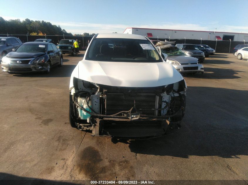 2018 NISSAN ROGUE S - KNMAT2MV6JP570882