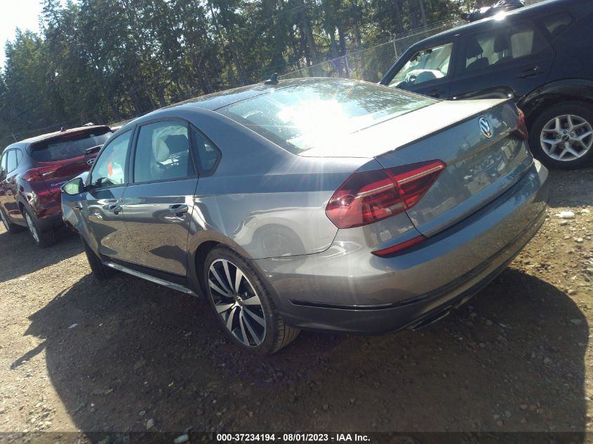 2018 VOLKSWAGEN PASSAT V6 GT - 1VWJM7A38JC047851