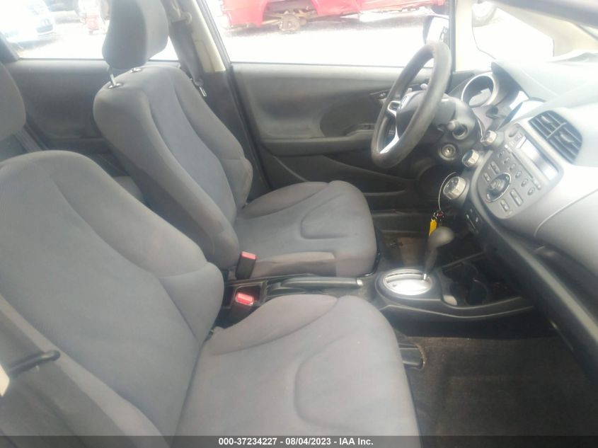 2013 HONDA FIT - JHMGE8H37DC040382