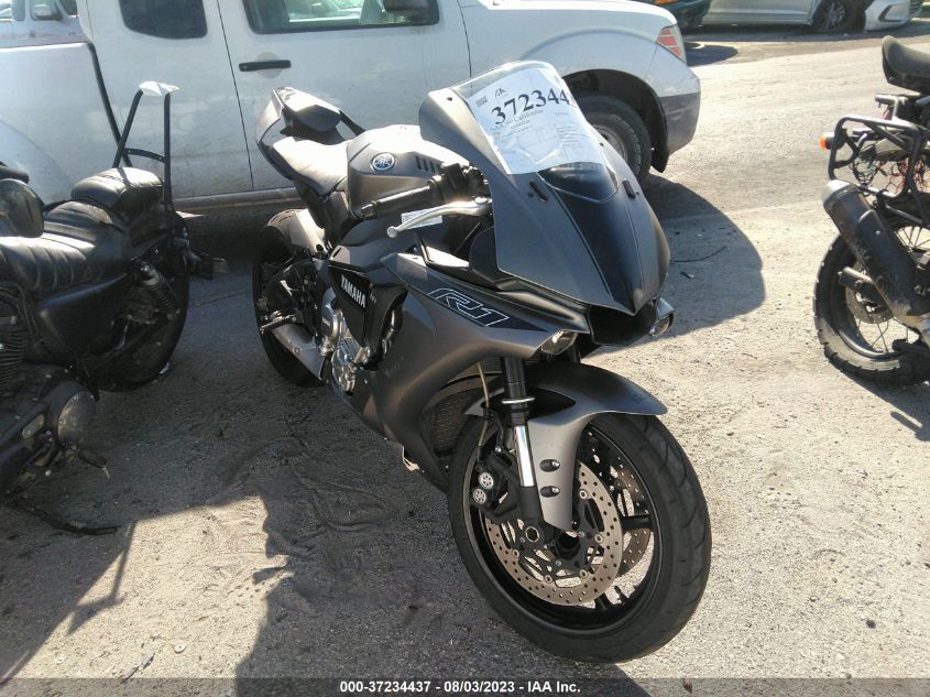 2016 YAMAHA YZFR1S C JYARN42Y3GA000111