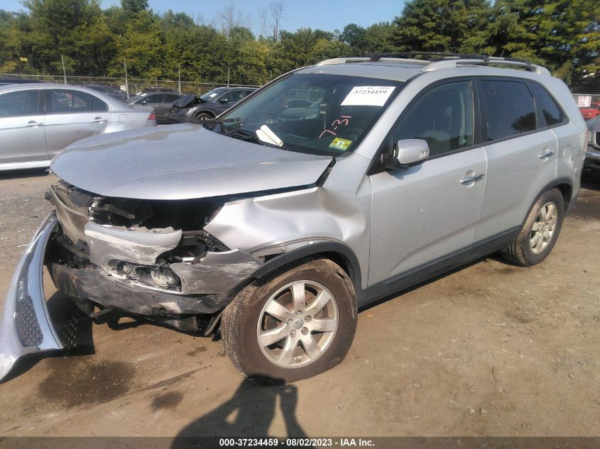 2013 KIA SORENTO LX - 5XYKT4A62DG328952